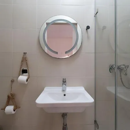 3br Townhouse With Private Rooftop In Bormla Apartament